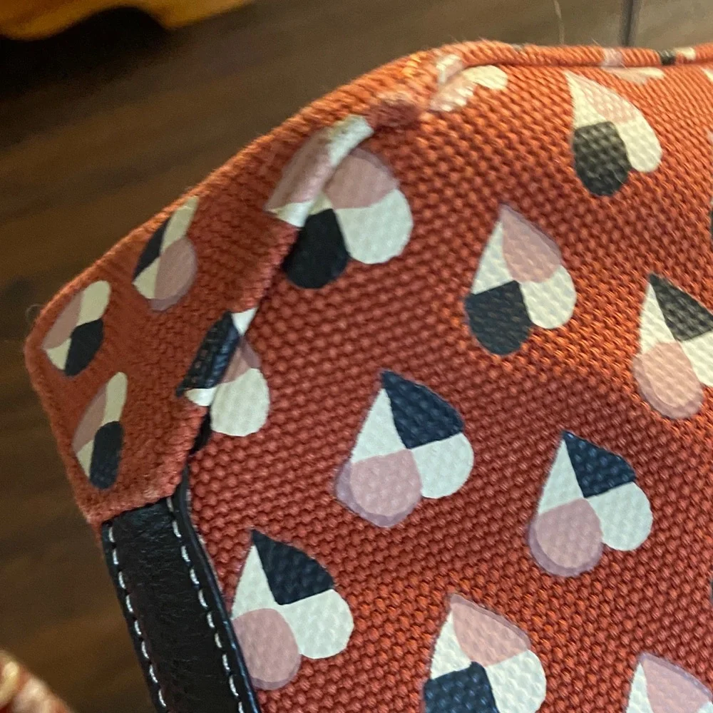 Coach Checkered Heart Gallery Tote 2017 (F25917)